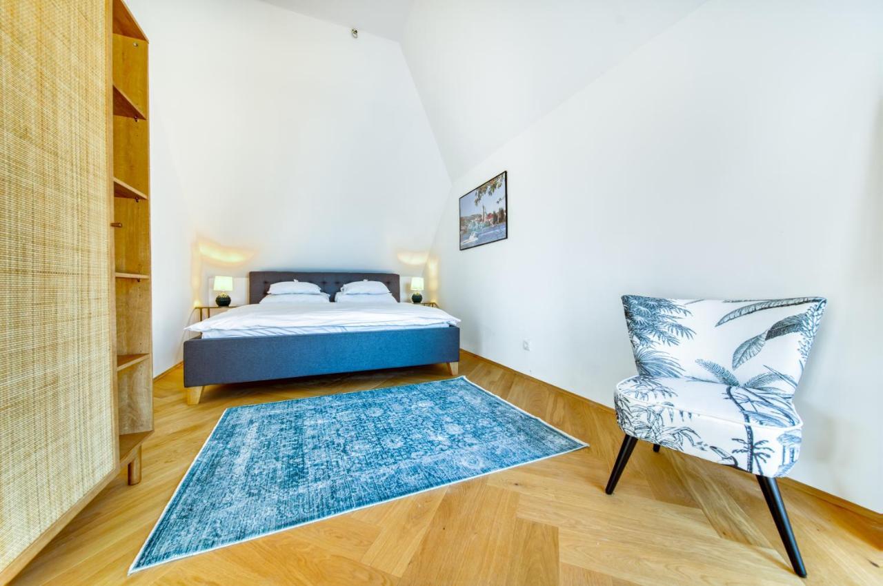 Smile Apartments Burggasse Кремс-ан-дер-Донау Екстер'єр фото